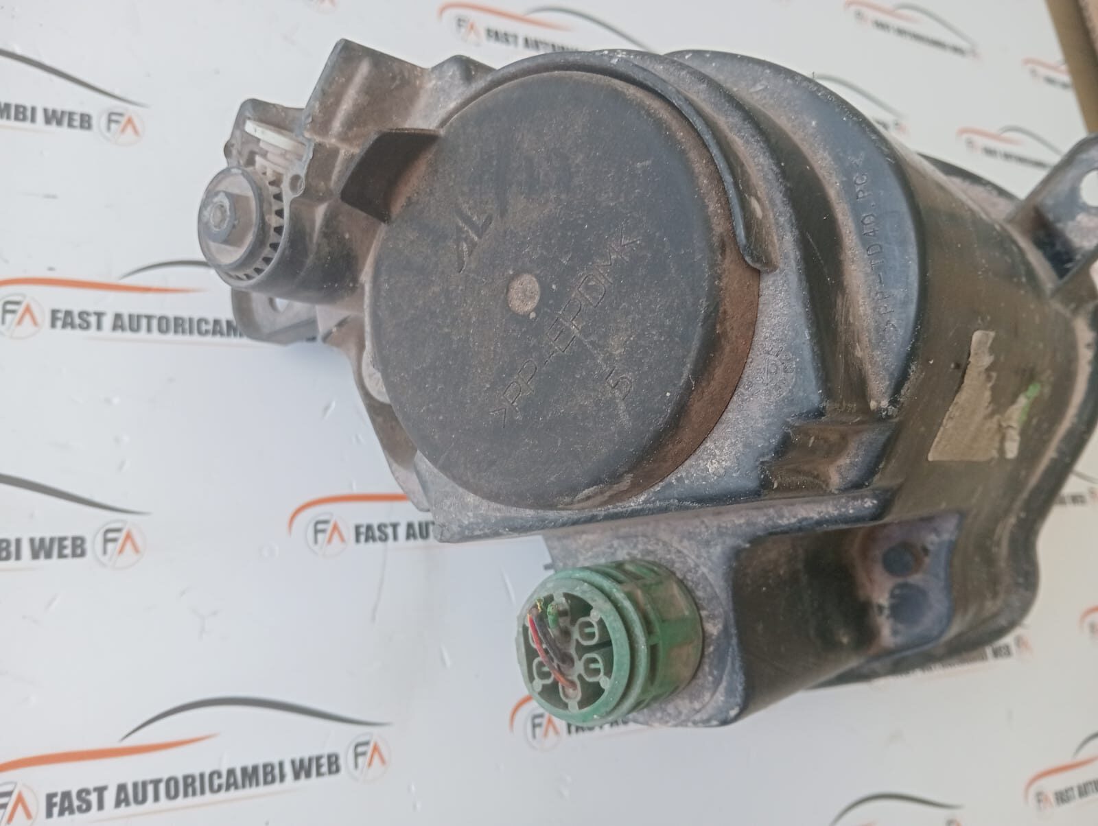 Fendinebbia anteriore sinistro Fiat 500 45530711 4 WhatsApp Image 2025-08-31 at 15.14.05
