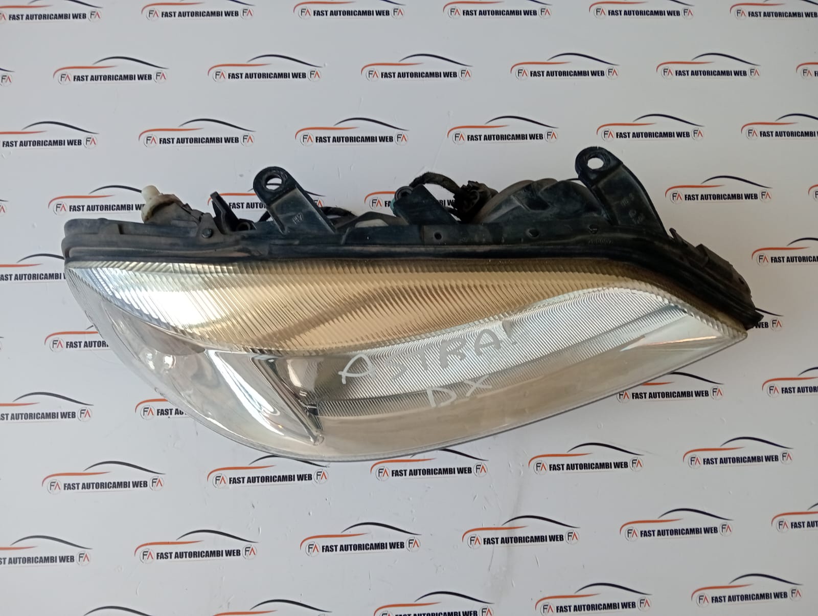 Fanale anteriore destro Opel Astra G 90520878 2 WhatsApp Image 2025-08-31 at 16.07.43 (1)
