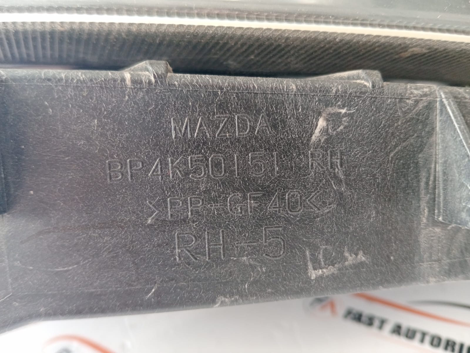 Fanale anteriore destro Mazda 3 prima generazione BP4K50151 9 WhatsApp Image 2025-09-03 at 09.52.55