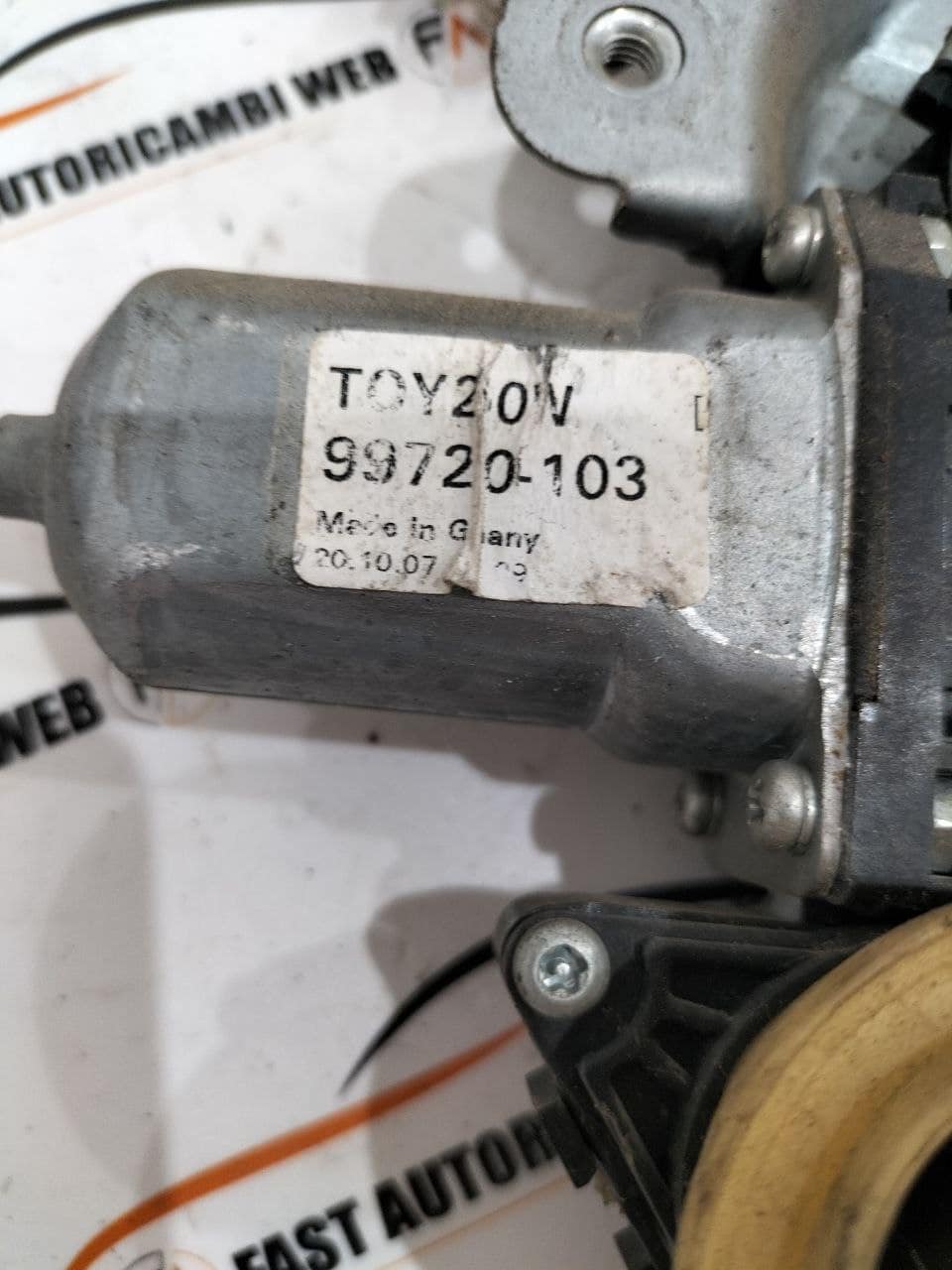 Alzacristalli anteriore destro Toyota Corolla 69810-0F010 4 photo_2025-09-28_09-58-46 (2)
