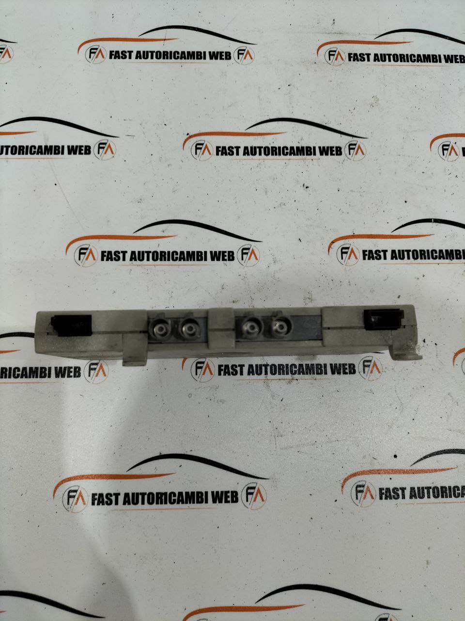 Centralina amplificatore antenna BMW serie 3 E90 E91 3 photo_3_2025-09-19_17-39-48