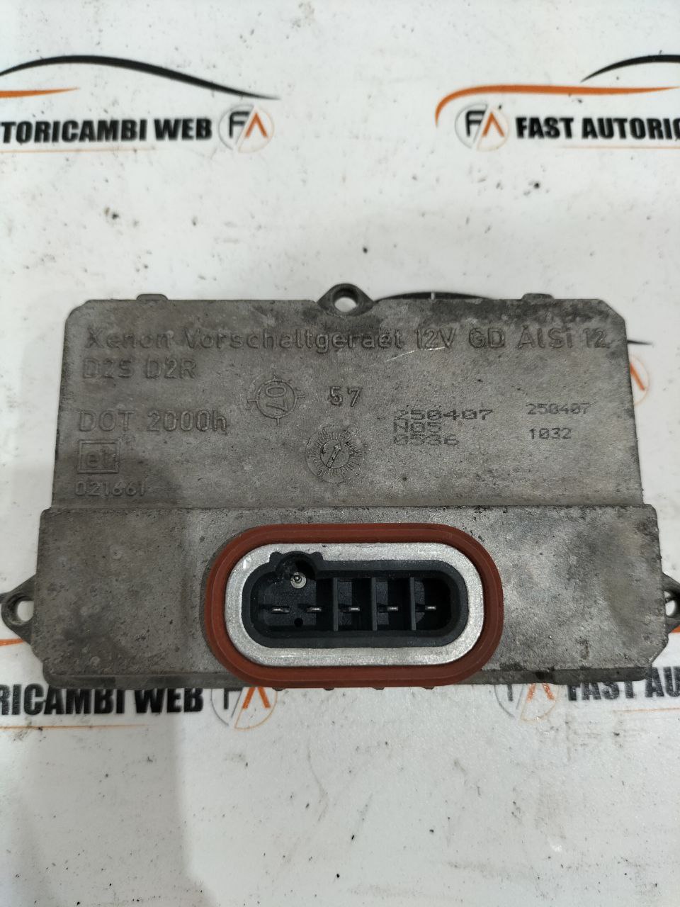 Centralina fari allo xenon Audi A6 C6 5DV008290-00 4 photo_3_2025-09-19_17-41-27