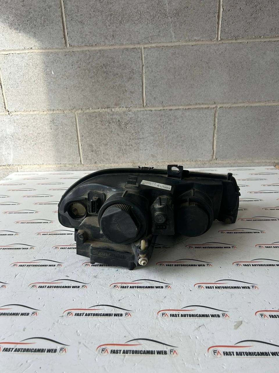 Faro anteriore sinistro Alfa Romeo 156 (932) 1997-2003 60620135 3 IMG_8222
