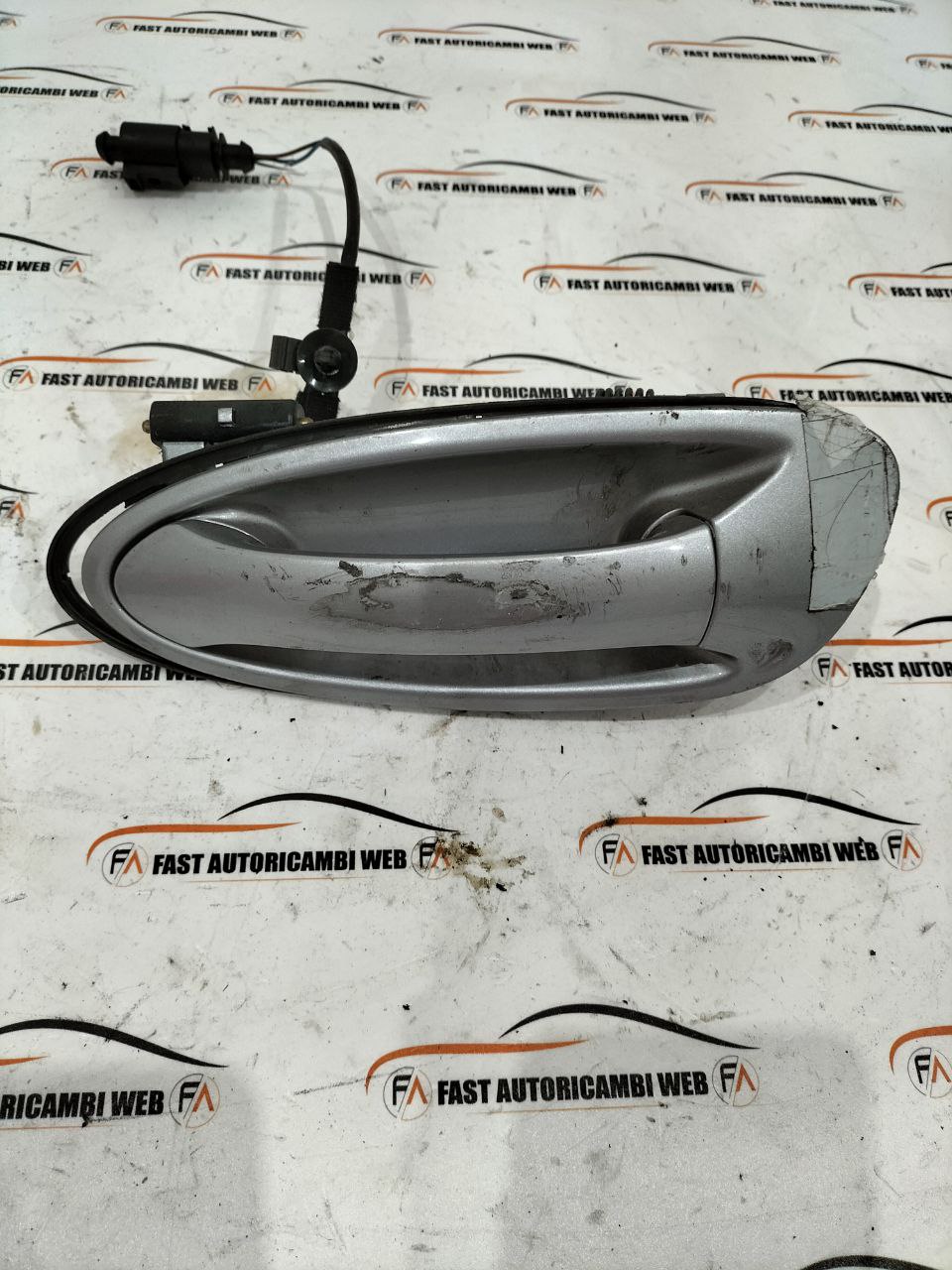 Maniglia esterna anteriore sinistra Porsche 911 997 99753706101 1 photo_1_2025-10-22_10-44-57