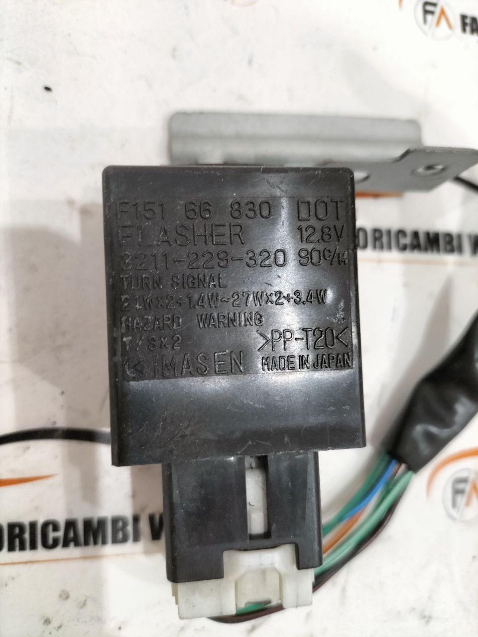 Relè unità lampeggiante Mazda MX5 3° serie 3211-229-320 3 photo_2_2025-10-21_16-57-34