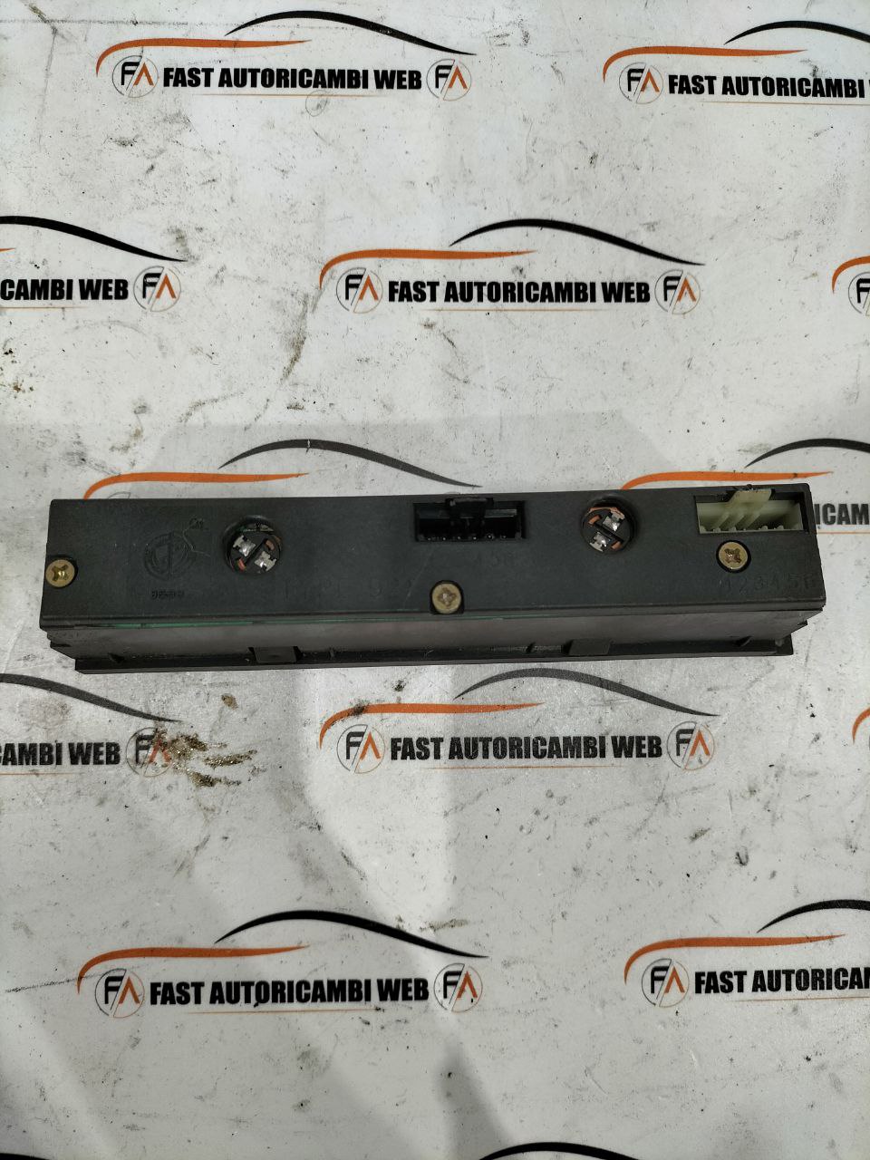 Pulsantiera console centrale Alfa Romeo 164 2 photo_2_2025-10-22_09-15-18