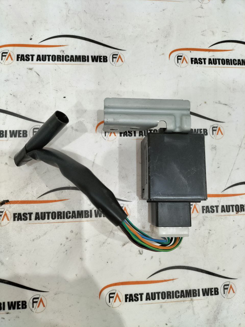 Relè unità lampeggiante Mazda MX5 3° serie 3211-229-320 2 photo_3_2025-10-21_16-57-34