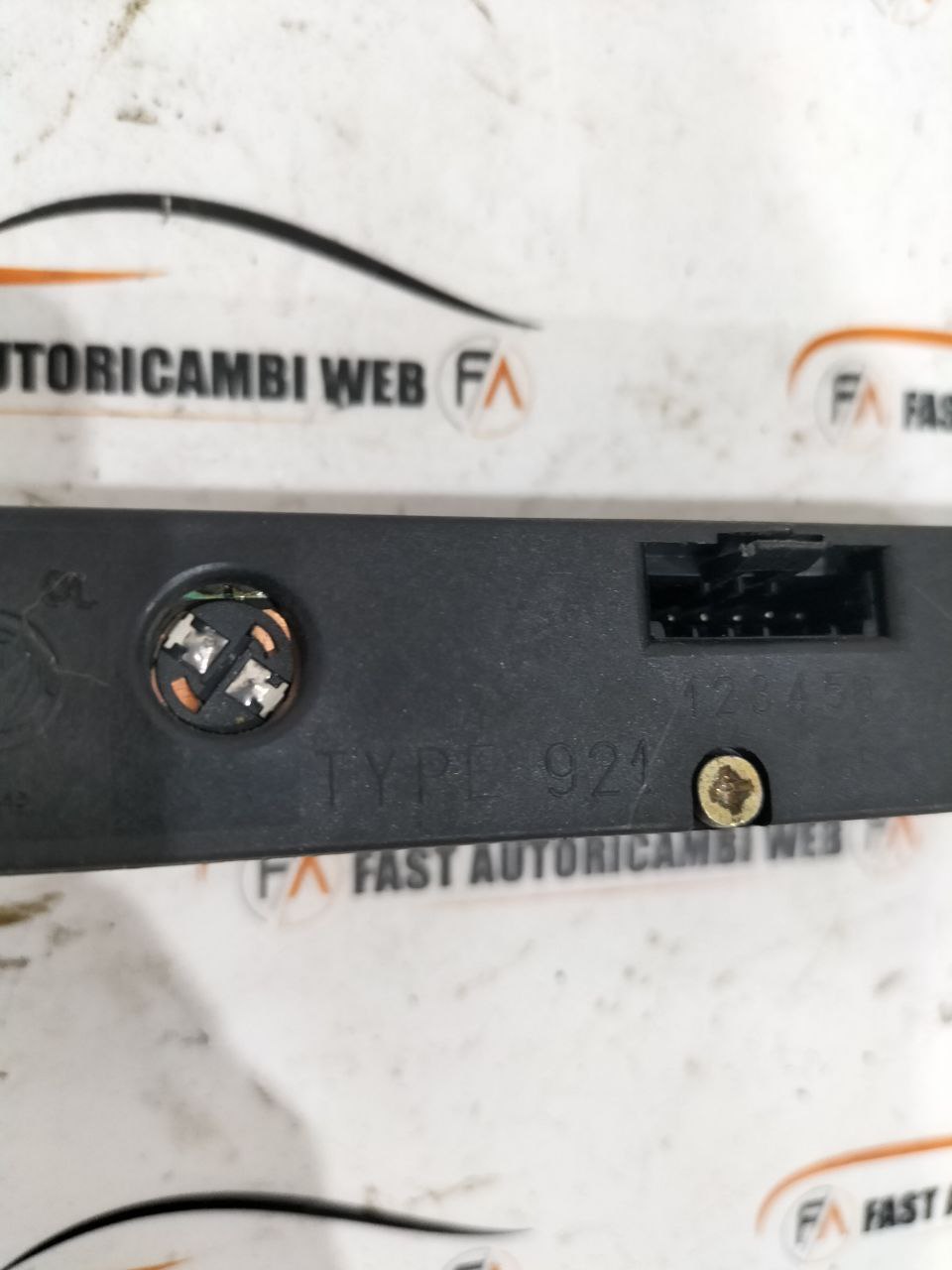 Pulsantiera console centrale Alfa Romeo 164 3 photo_3_2025-10-22_09-15-18