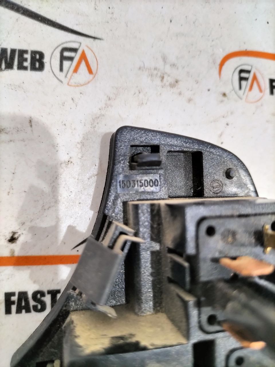 Pulsantiera interruttore luci fendinebbia Alfa Romeo GTV 916 150315000 3 photo_3_2025-10-22_09-17-10