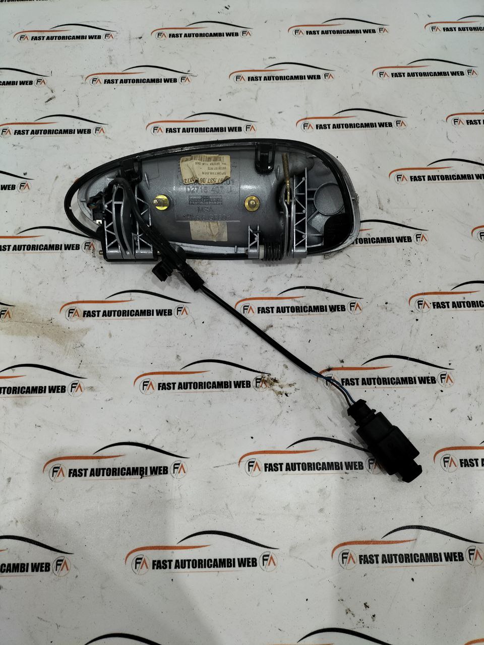 Maniglia esterna anteriore sinistra Porsche 911 997 99753706101 2 photo_3_2025-10-22_10-44-57