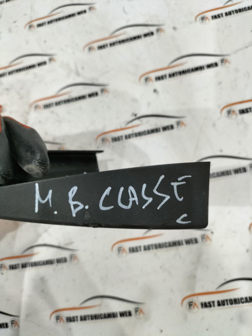 Cover interna specchietto retrovisore Mercedes classe C W205 A205720014 4 photo_3_2025-10-22_12-01-33