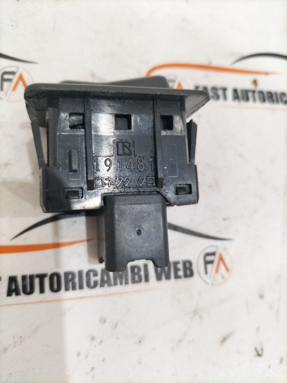 Interruttore riscaldamento sedile Mazda RX-8 191481 4 photo_4_2025-10-21_16-49-45