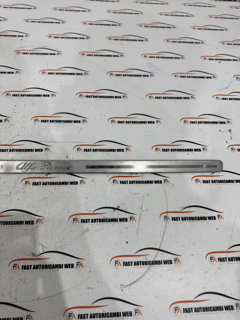 Modanatura battitacco cromata Alfa Romeo 3 5980932033917684722