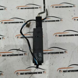 Attuatore sportello serbatoio carburante BMW serie 7 E32 1378397 6 photo 1 2026 01 19 21 25 16