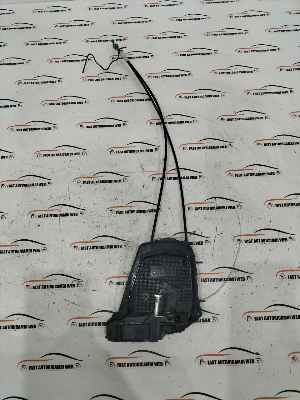 Serratura porta posteriore dx Toyota Yaris 2015 1 photo_1_2026-01-20_11-29-39