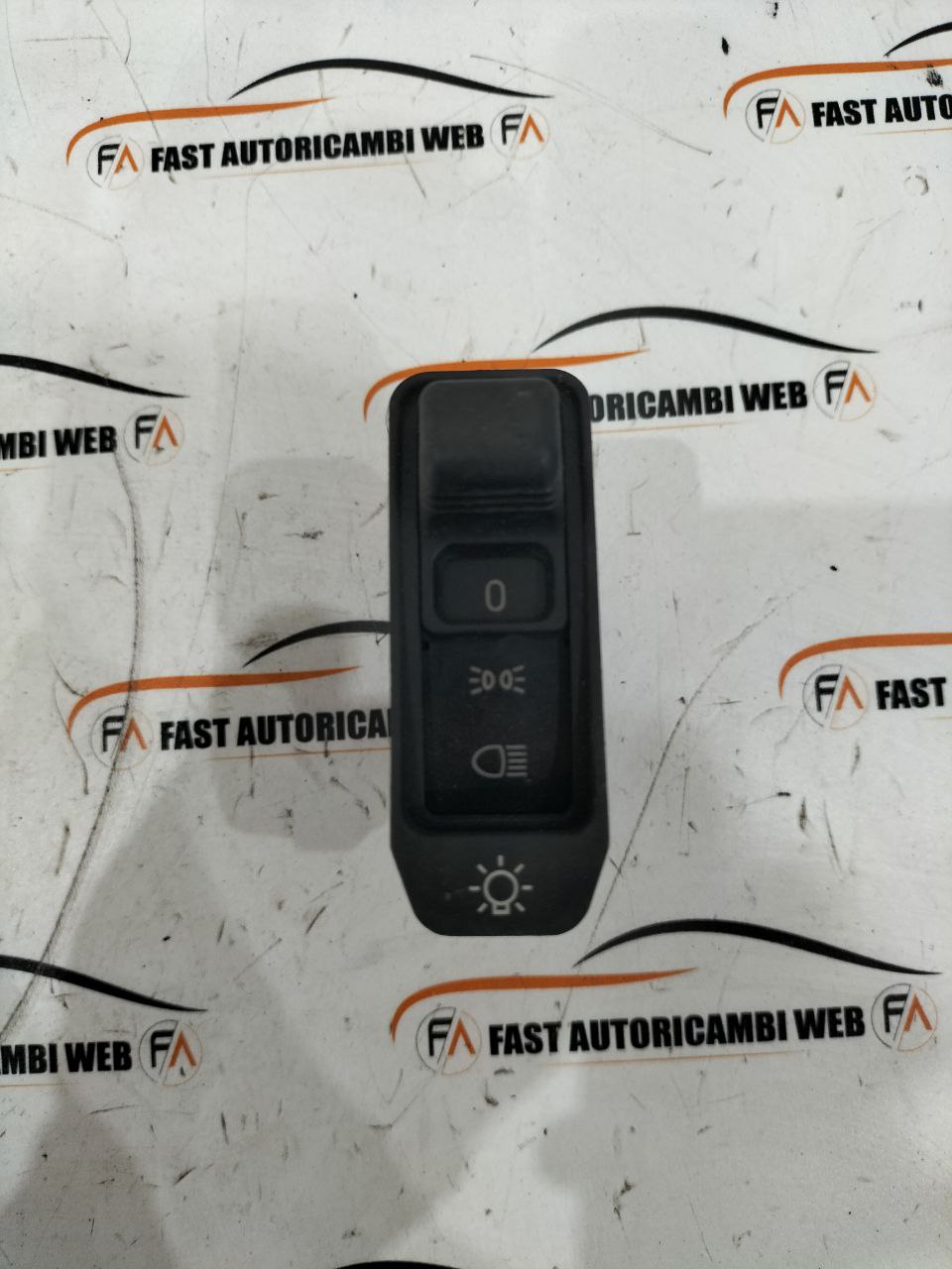 Interruttore fari fendinebbia BMW serie 7 E32 38813700 3 photo_2_2026-01-19_21-50-39