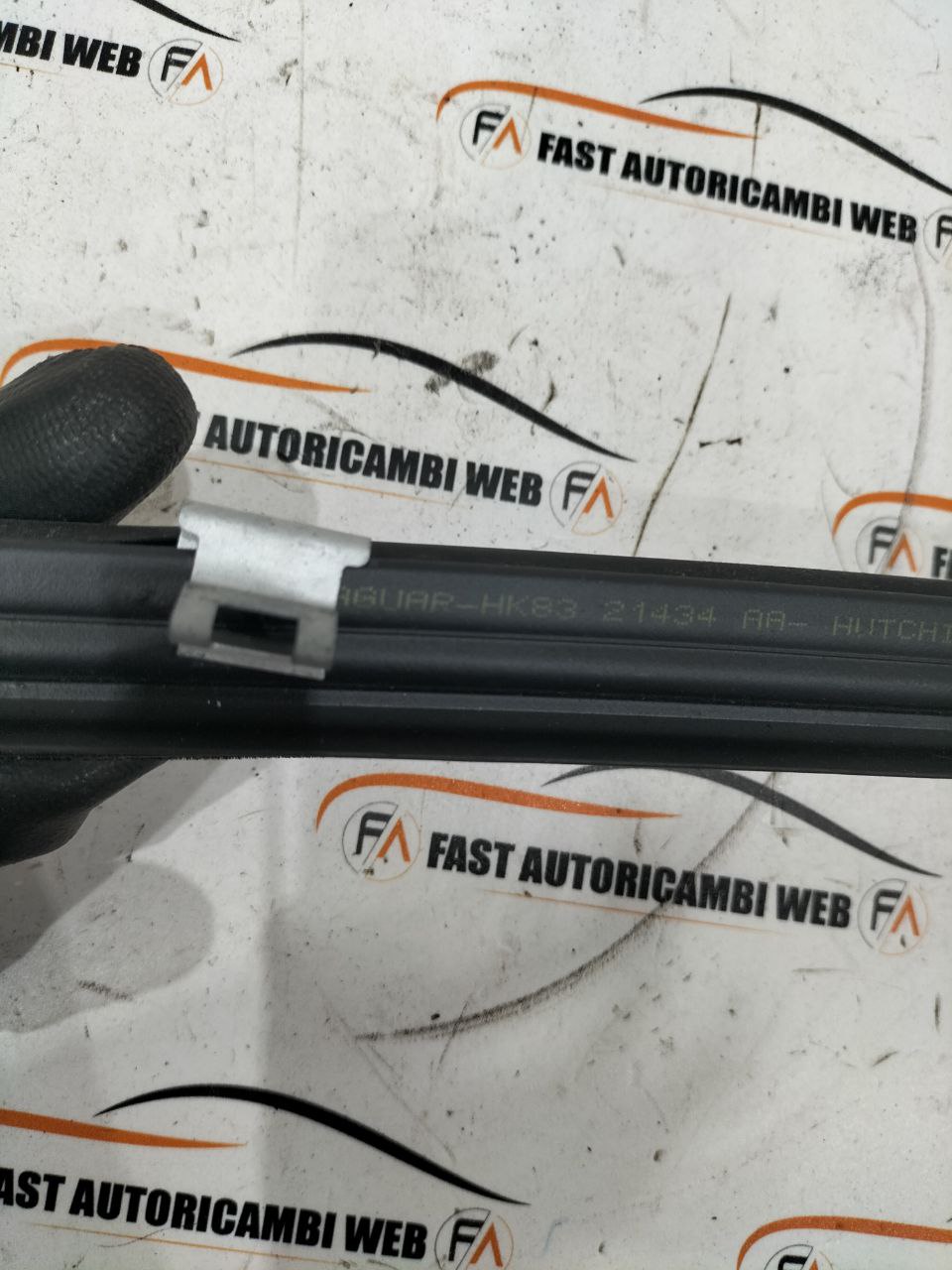 Modanatura finestrino anteriore dx Jaguar F-Pace X761 HK83-21434-AA 3 photo_3_2026-01-19_16-14-24