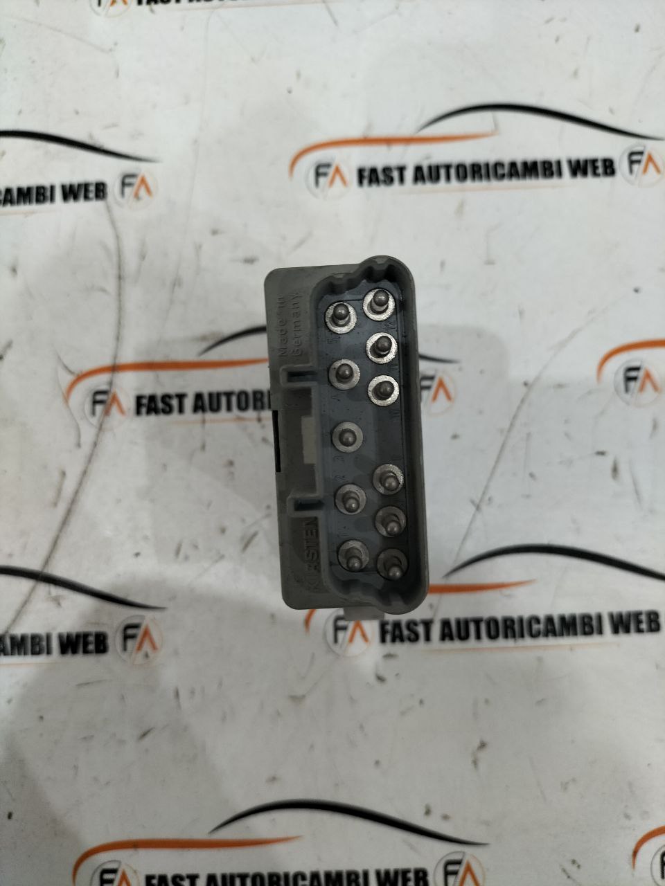 Interruttore fari fendinebbia BMW serie 7 E32 38813700 2 photo_3_2026-01-19_21-50-39