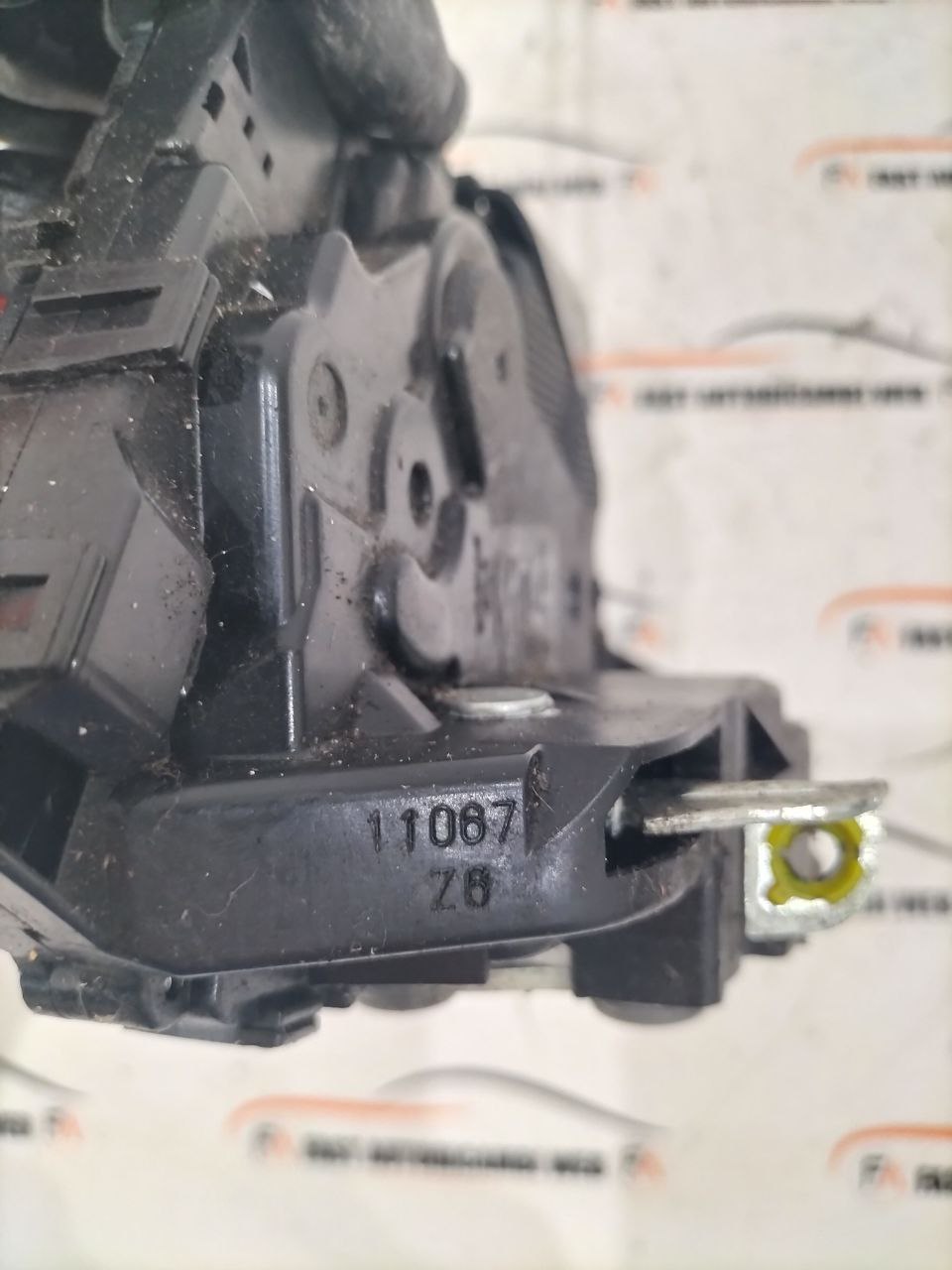 Serratura porta anteriore dx Toyota Yaris 2015 5 photo_5_2026-01-20_11-27-49