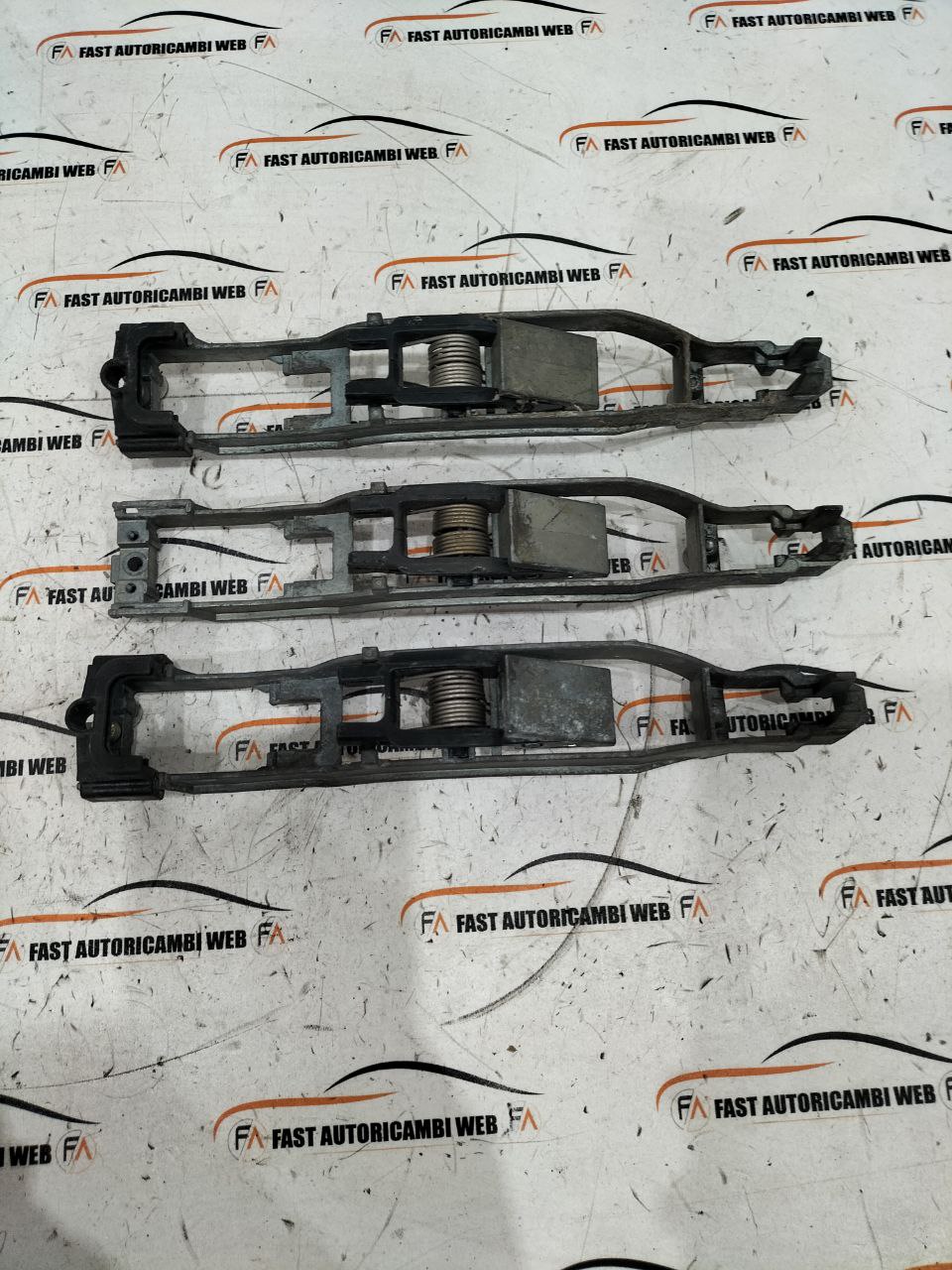 Supporto staffa maniglia esterna Mercedes SL R129 2 photo_2_2026-02-16_17-27-13