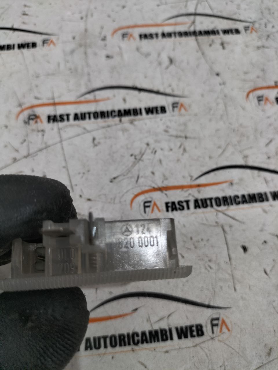 Plafoniera luce vano portaoggetti Mercedes SL R129 1248200001 3 photo_3_2026-02-23_08-26-48