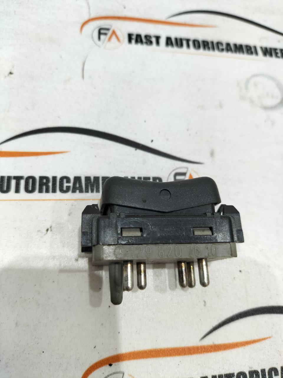 Interruttore comando sedili riscaldabili Mercedes SL R129 1298207610 3 photo_3_2026-02-23_09-00-58