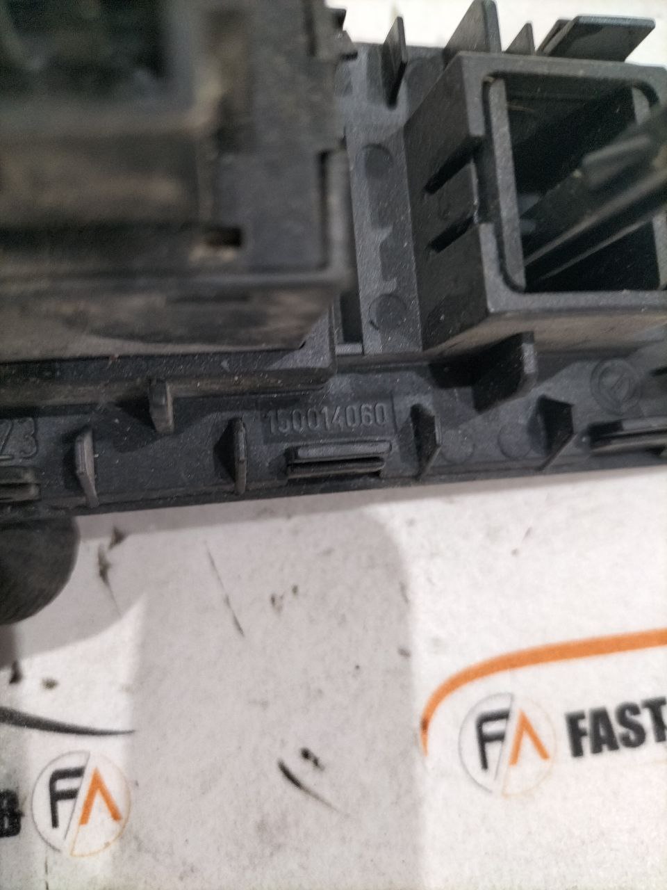 Pulsantiera regolazione altezza fari Alfa Romeo GTV 916 150014060 4 photo_4_2026-02-23_10-24-51