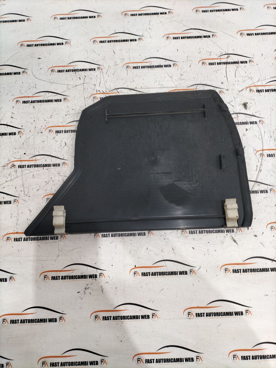 Rivestimento interno Mercedes-Benz classe E W124 1246921522 1 photo_1_2026-03-24_16-15-37