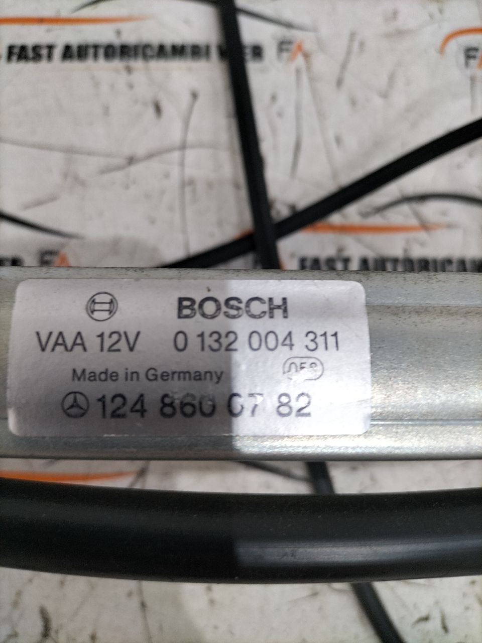 Cintura di sicurezza anteriore sx con portacintura Mercedes Classe E W124 1248600782 9 photo_2026-03-03_20-02-43