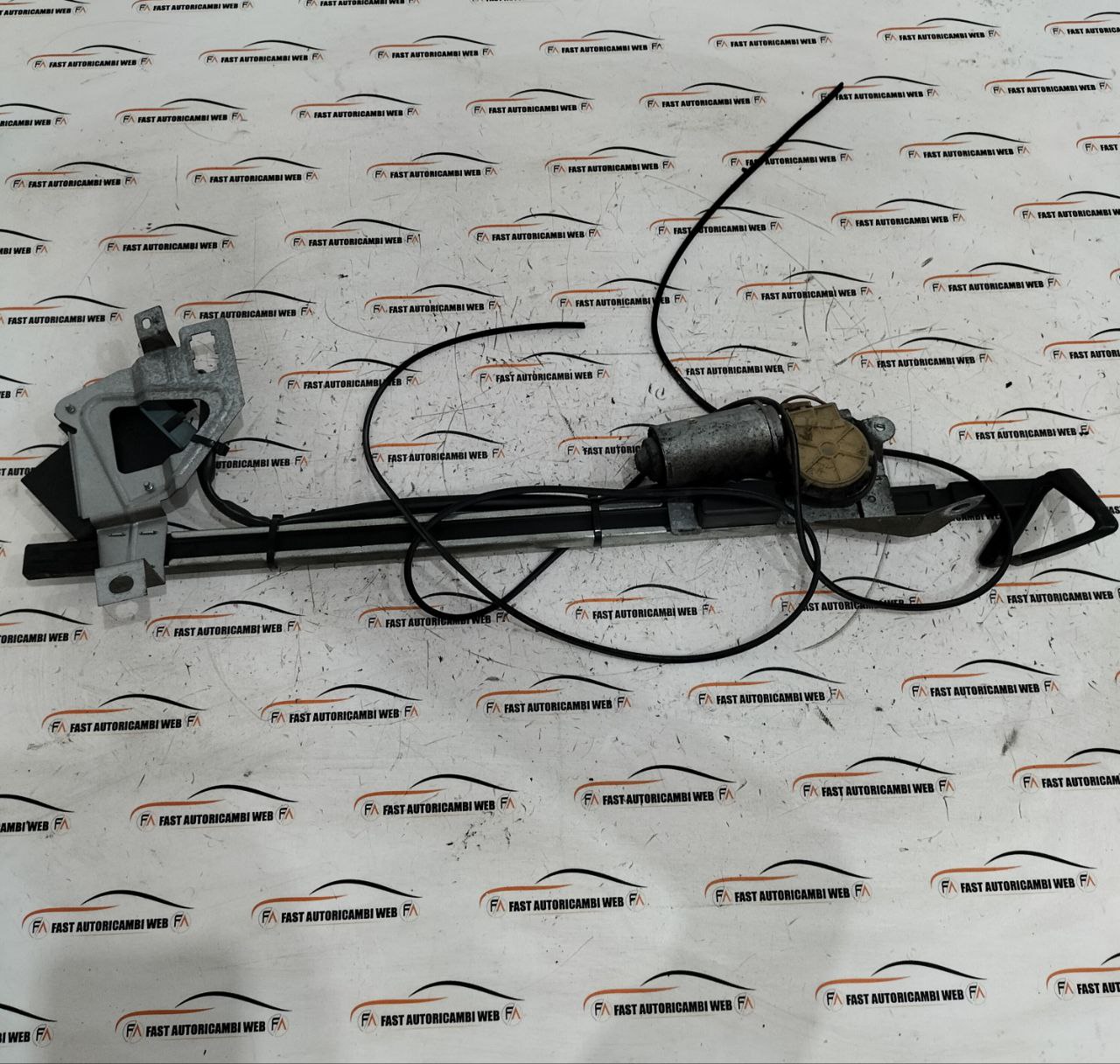 Cintura di sicurezza anteriore sx con portacintura Mercedes Classe E W124 1248600782 7 photo_2026-03-03_20-02-44