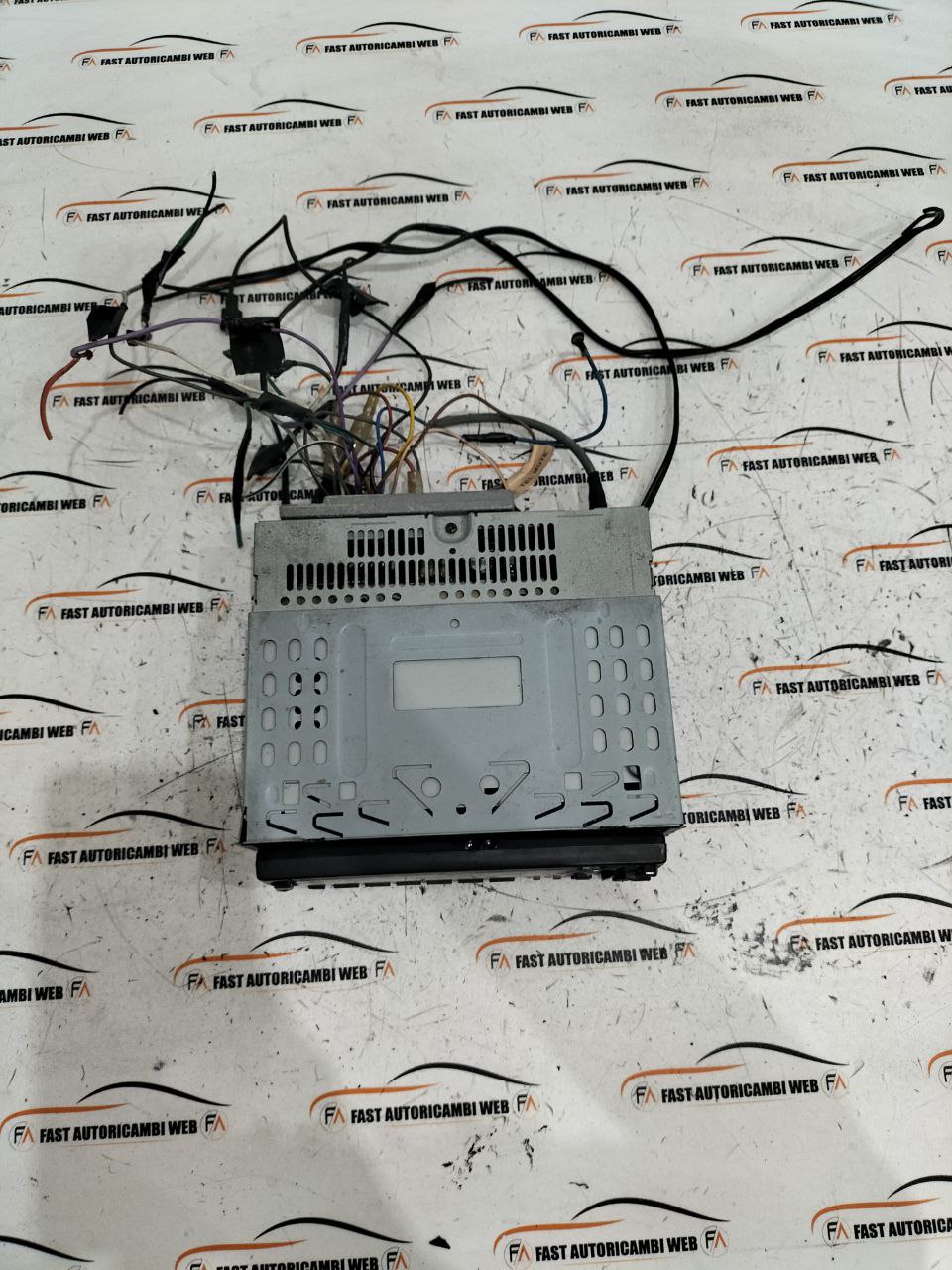 Autoradio Kenwood KRC-677R Mercedes-Benz classe E W124 2 photo_2_2026-03-23_18-18-10