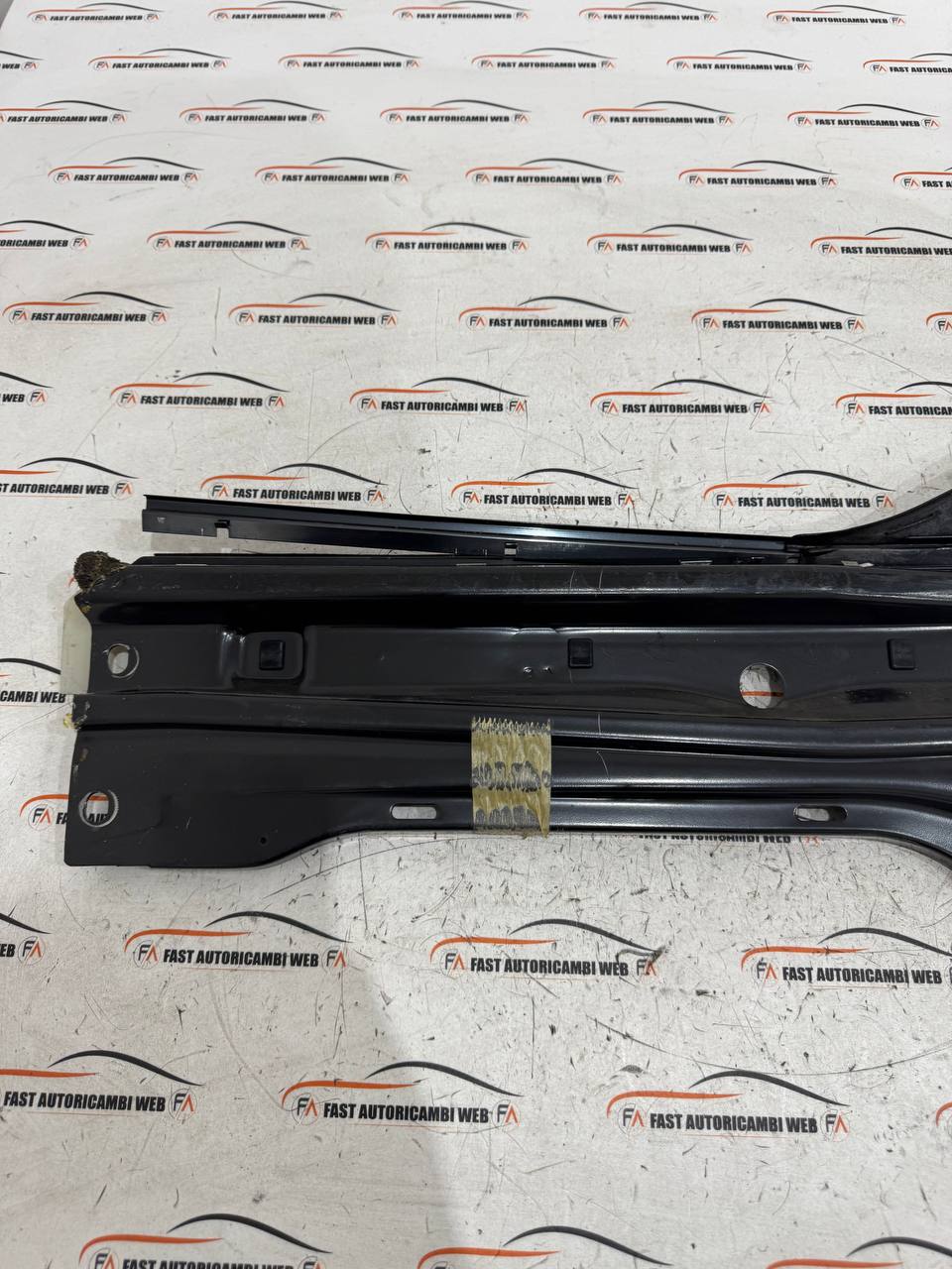 Rivestimento pannello porta posteriore sx Mercedes-Benz classe E W124 CE 1246921122 5 photo_5_2026-03-24_15-51-38