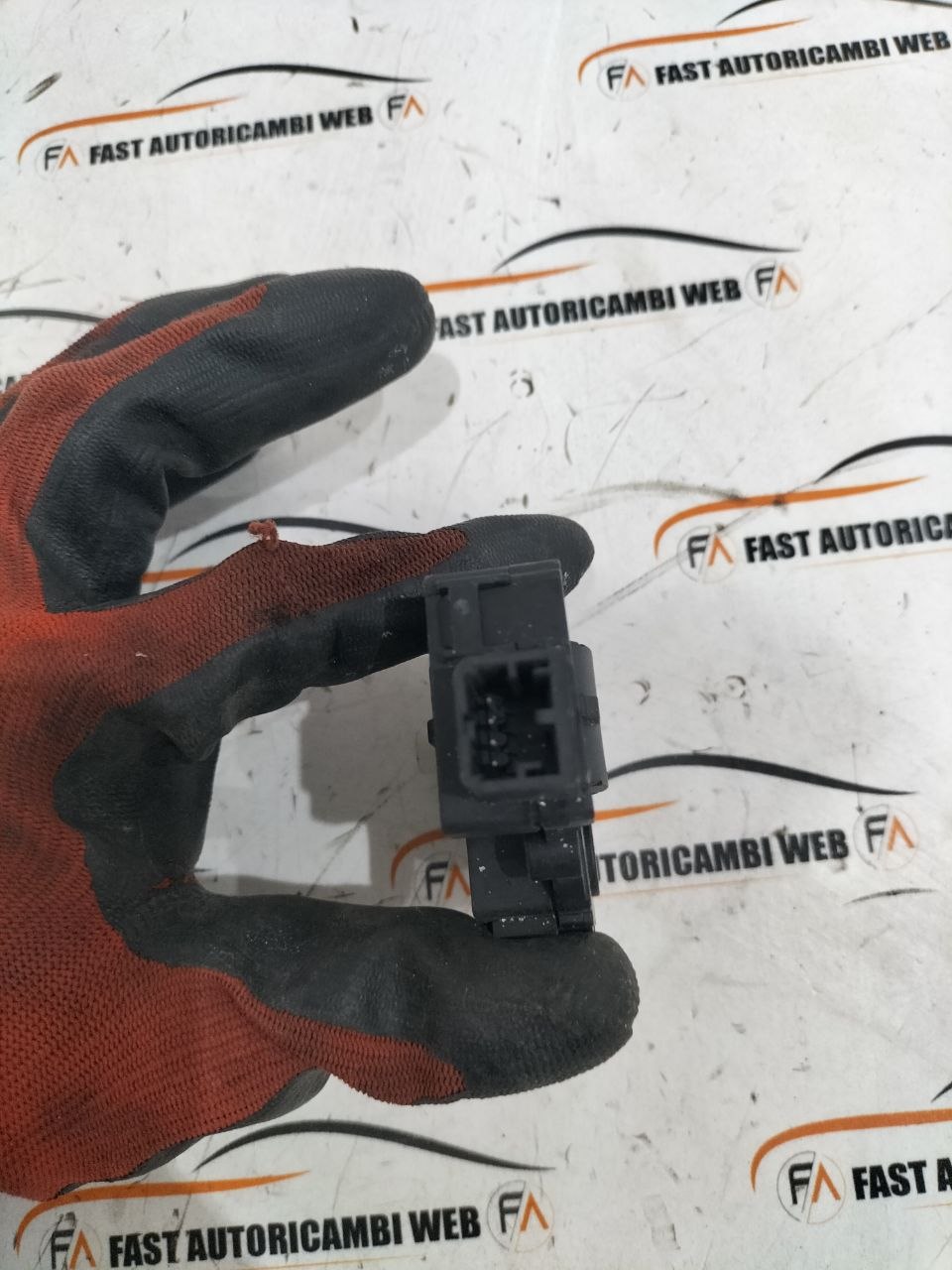 Motorino scatola riscaldamento attuatore aria Mercedes classe E W212 412650750 4 photo_6_2026-04-07_18-49-43