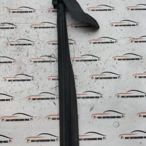 Guarnizione interna finestrino anteriore sx Mini Cooper F56 7299989 7 photo 2 2026 05 12 10 40 52