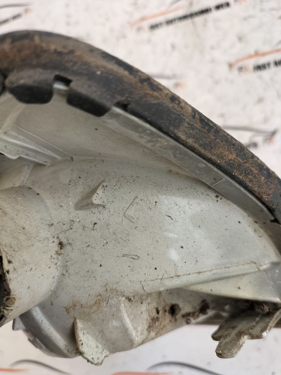 Freccia anteriore sinistra sx Mercedes-Benz classe E W124 4 photo_4_2026-05-22_09-24-59
