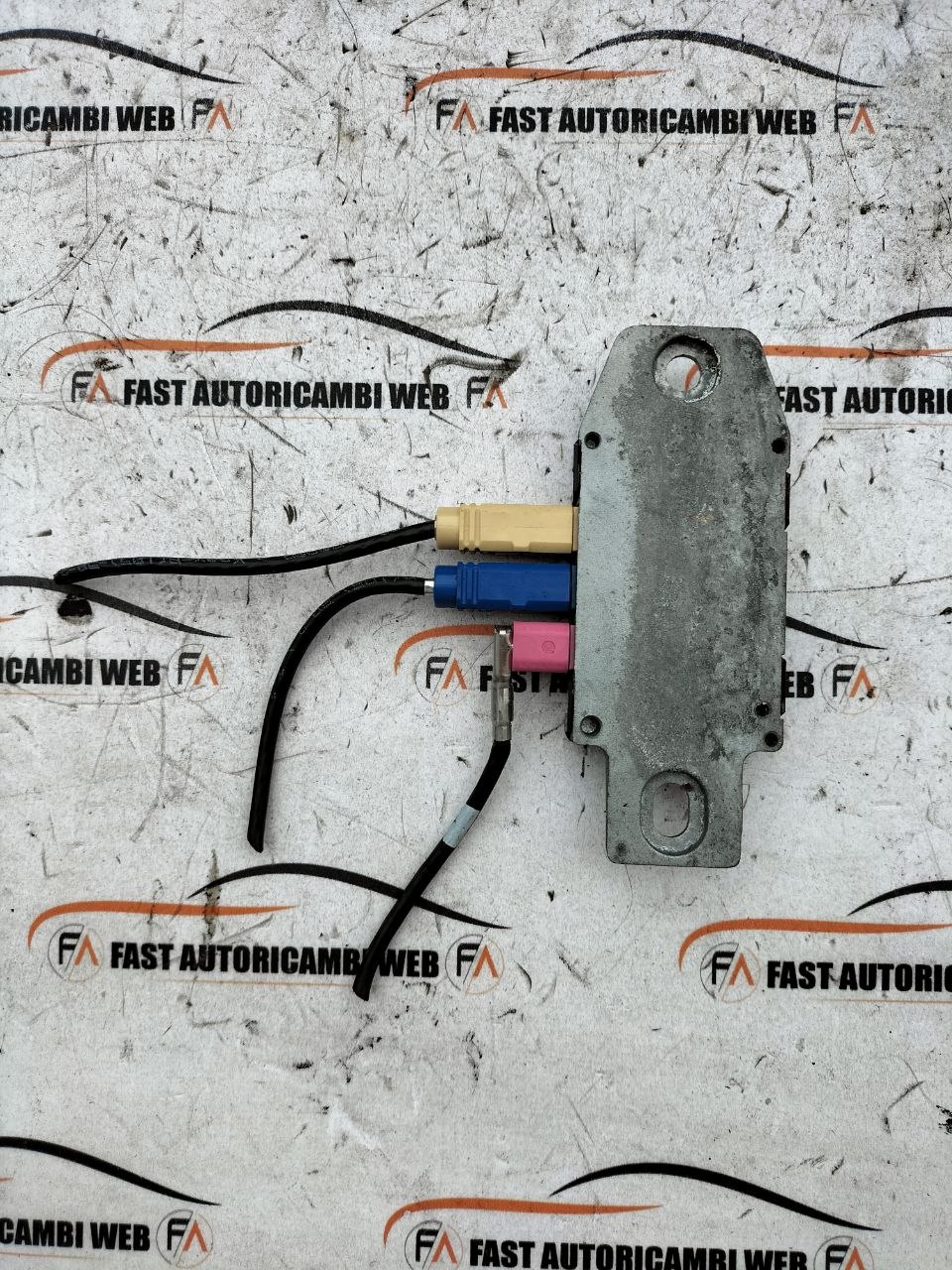 Centralina amplificatore antenna Land Rover Discovery 4 K8D2-19C097-AA 2 photo_4_2026-05-28_07-50-12