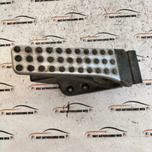 Pedale acceleratore Mercedes-Benz classe C W205 A2053000104 7 photo 1 2026 06 09 21 38 36