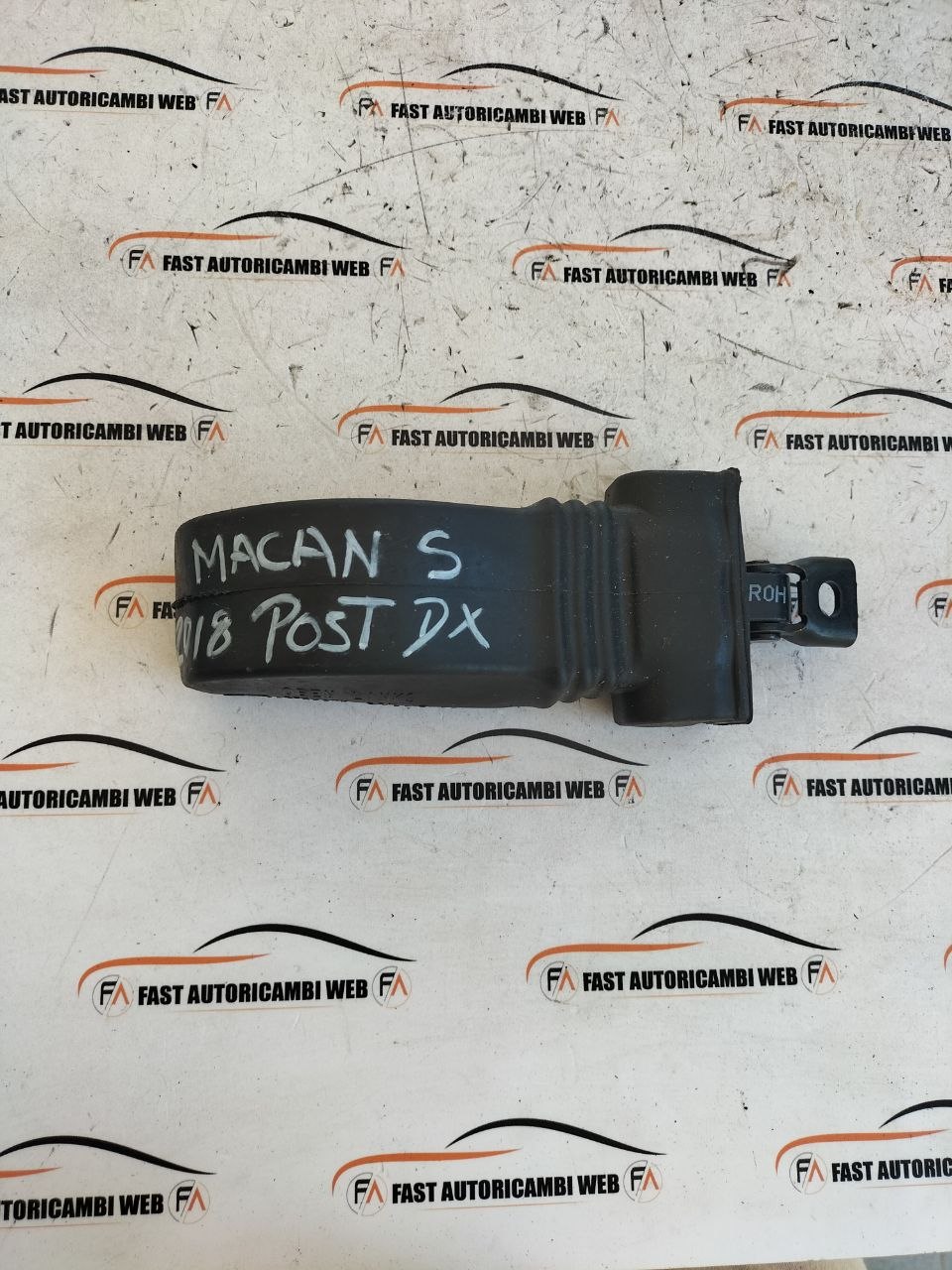 Tirante porta posteriore destra Porsche Macan S 8R0839267B 1 photo_1_2026-06-11_09-46-58