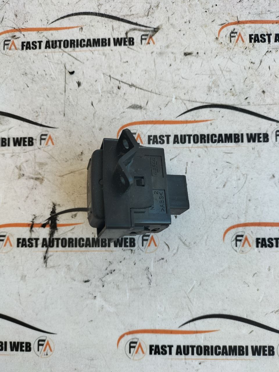 Interruttore preriscaldamento motore Nissan Pathfinder 3 photo_2_2026-06-11_12-05-54