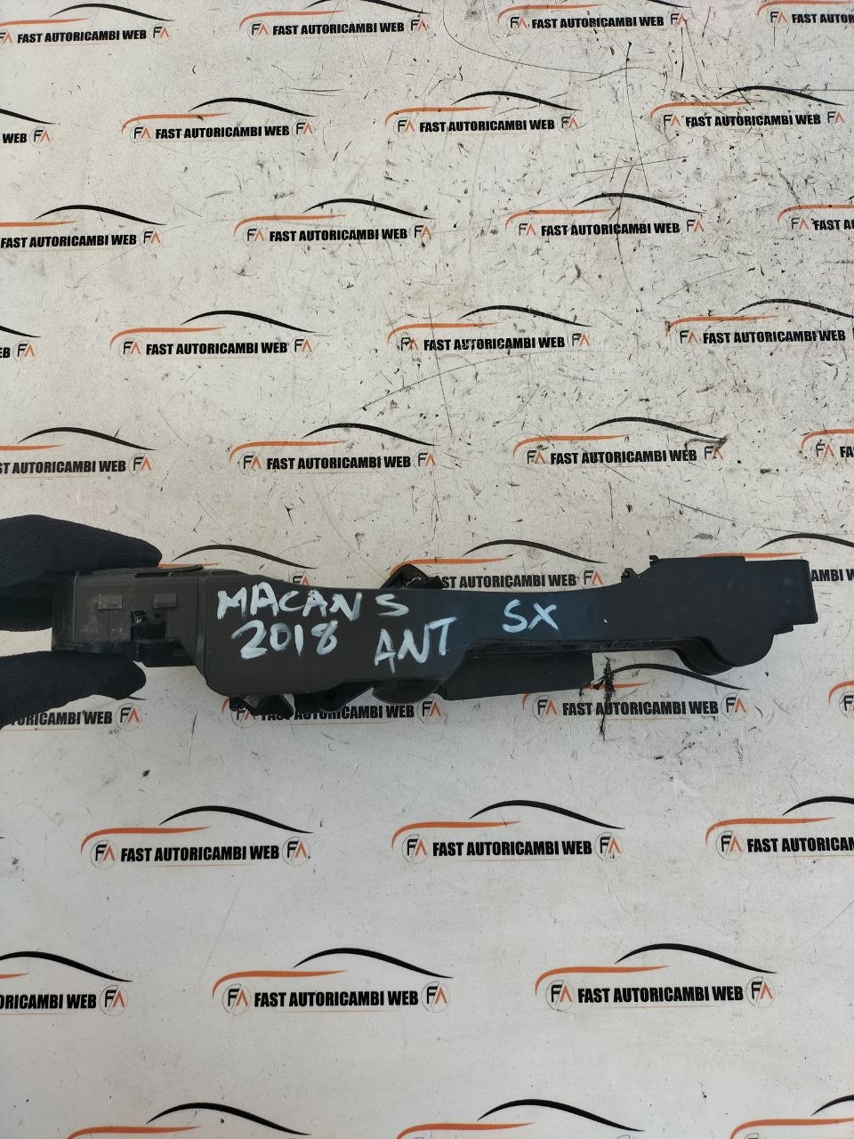 Supporto maniglia esterna anteriore sinistra Porsche Macan S 01075301381 2 photo_3_2026-06-11_09-50-59