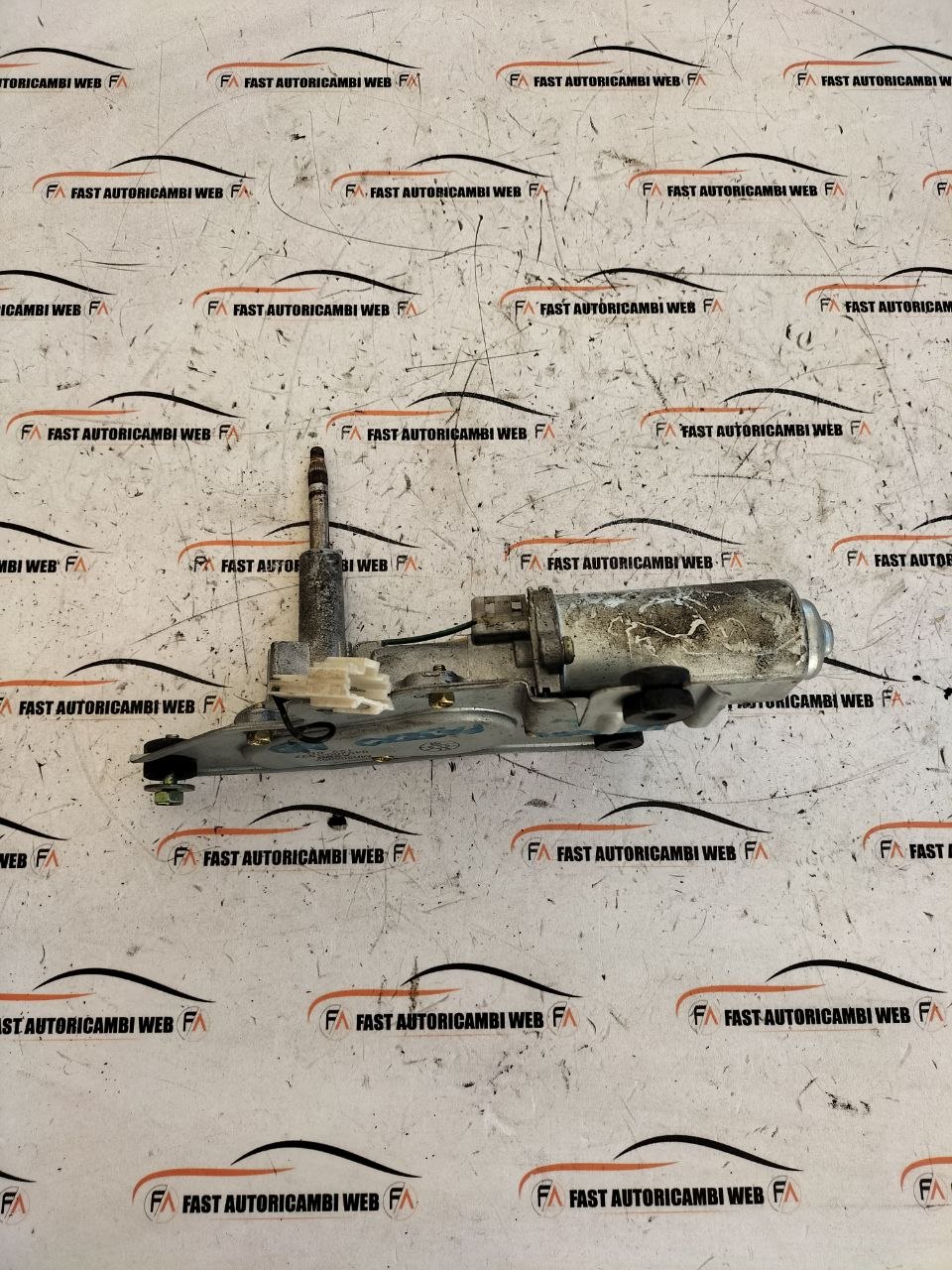 Motorino tergilunotto posteriore Mitsubishi Pajero MR388052 3 photo_4_2026-06-09_16-37-55