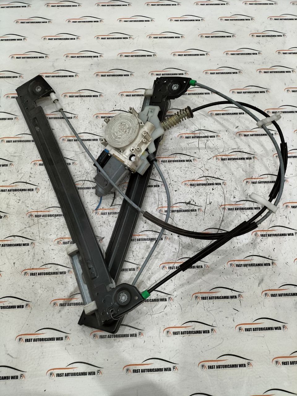 Alzacristallo anteriore destro Mini Cooper R50 1° serie 011001160A 2 photo_2_2026-07-20_19-25-03