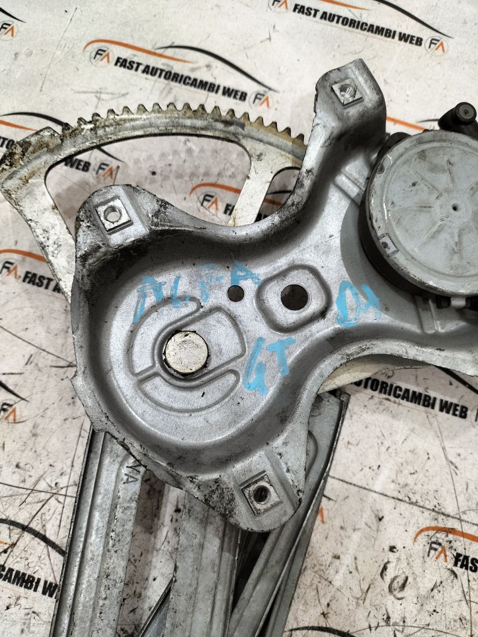Meccanismo alzacristalli anteriore dx Toyota Rav 4 262100-2330 3 photo_2_2026-07-23_18-37-38